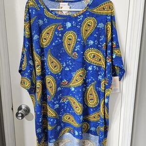 LuLaRoe Blue and Yellow Paisley Short Sleeve Tunic Women's Xl